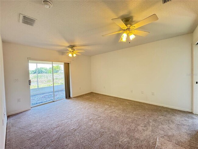 Building Photo - 21606 Rosewood Ct