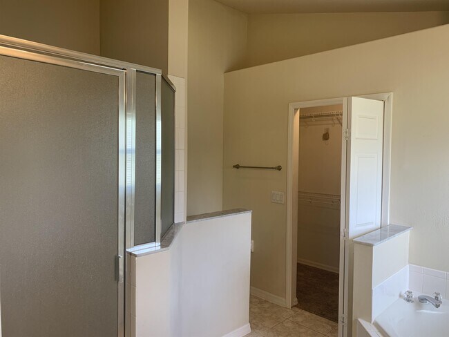 Building Photo - 8113 Pomo Dr