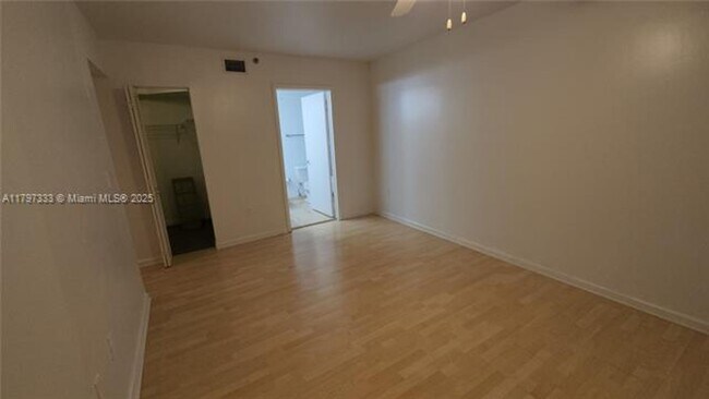 Building Photo - 5900 Collins Ave