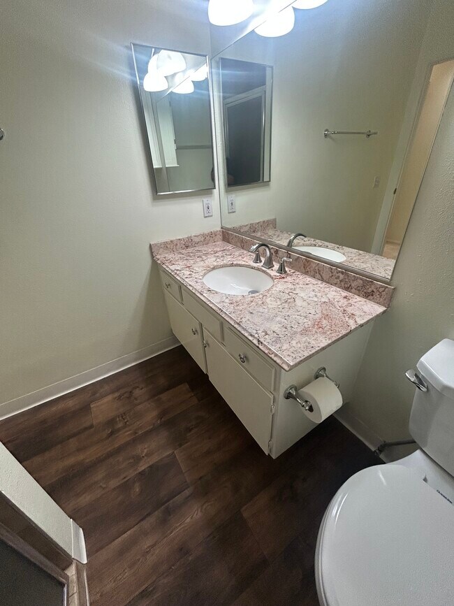 Building Photo - 4700 Natick Ave