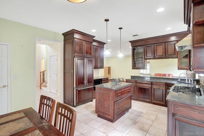 Building Photo - 172 Cranberry Ct