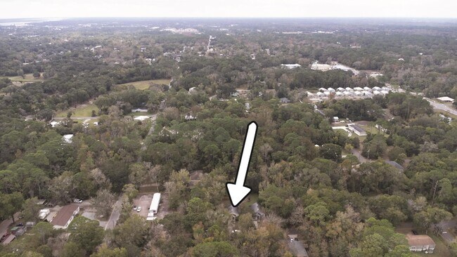 Building Photo - 841 Helen St