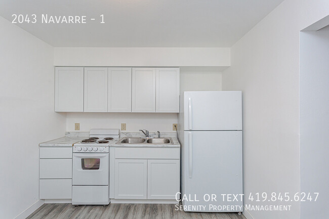 Building Photo - $100 OFF MOVE IN SPECIAL IF YOU'RE APPROVE...