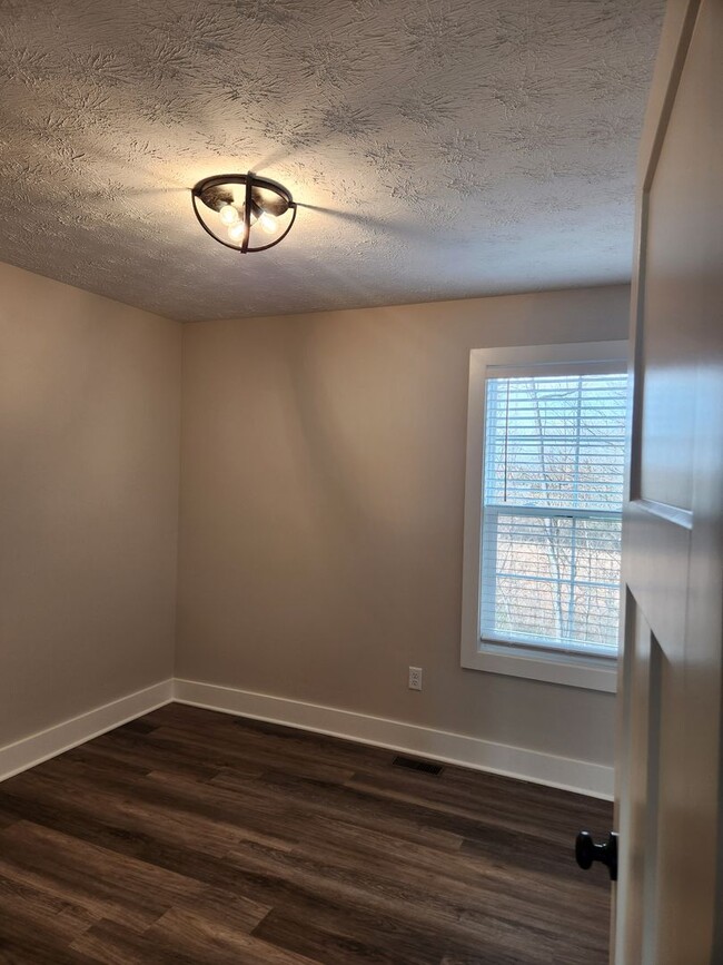 Building Photo - New Construction Townhome in a great locat...