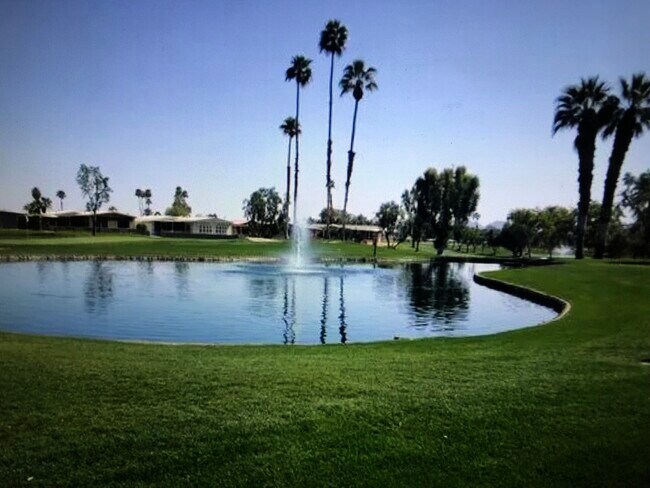 Building Photo - 73270 Desert Greens Dr N