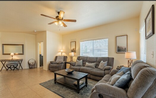 Building Photo - 7401 W Arrowhead Clubhouse Dr