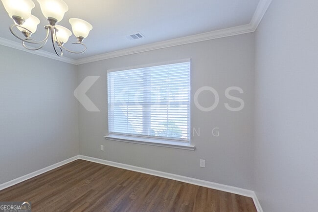 Building Photo - 203 Western Red Cedar Dr