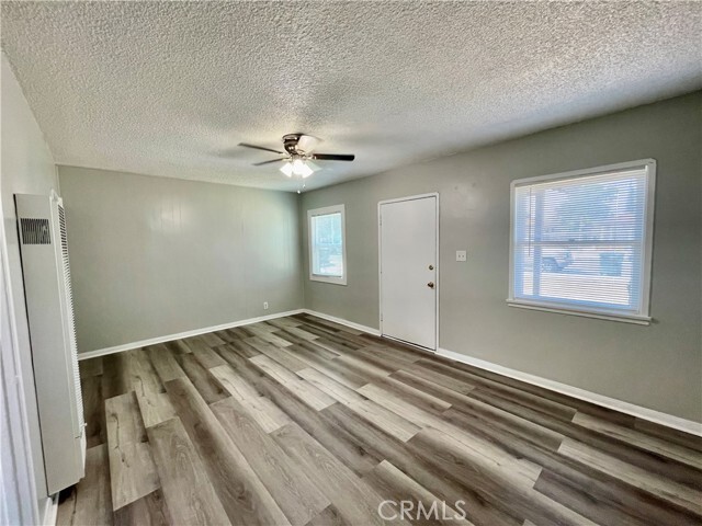 Building Photo - 732 E Fernleaf Ave