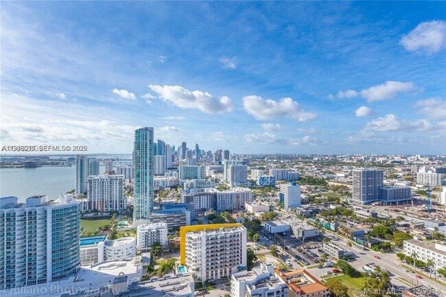 Building Photo - 501 NE 31st St