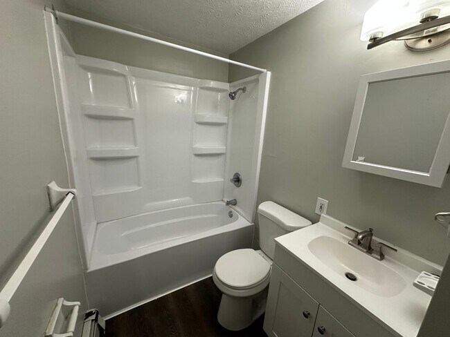 Building Photo - 115 Westminster Ave