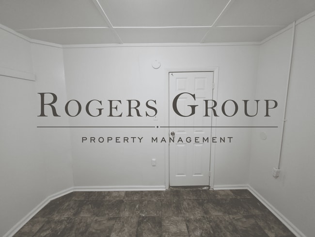 Building Photo - 912 Water St