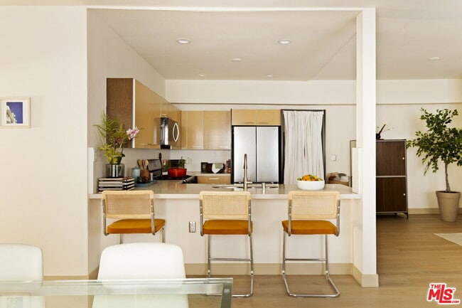 Building Photo - 1717 Malcolm Ave