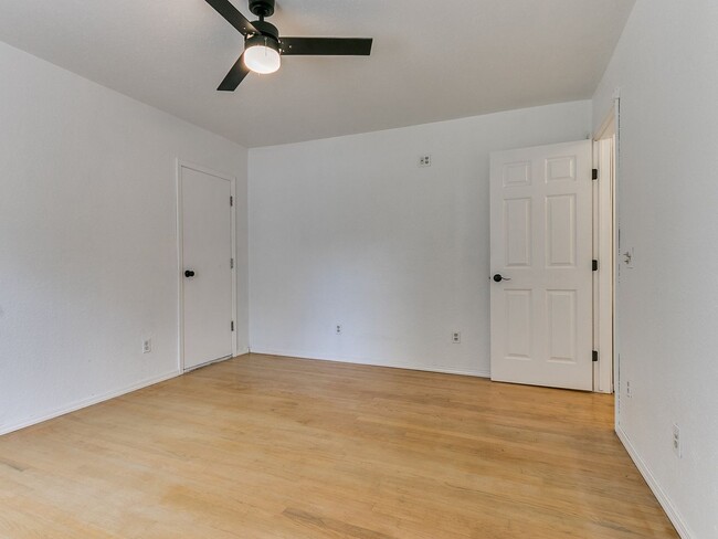 Building Photo - Charming 2 Bedroom Home in Oklahoma City