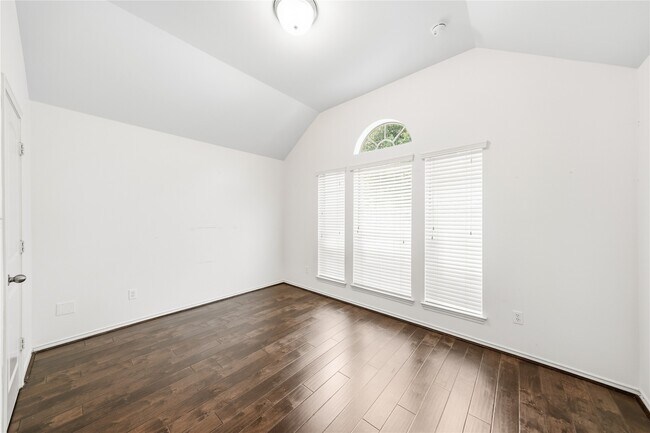 Building Photo - 3802 Windmill Links Dr