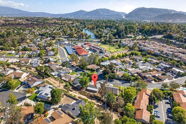 Building Photo - Charming 3 Bed/2 Bath Single-Story Home In Desirable Temecula Location!