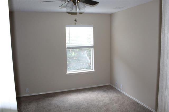 Building Photo - 306 Trenton Dr