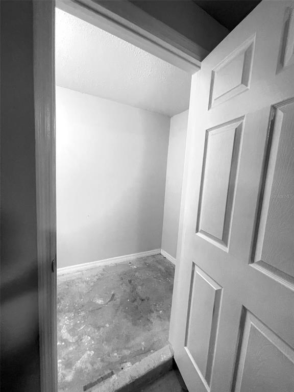 Building Photo - 409 Satsuma Ln