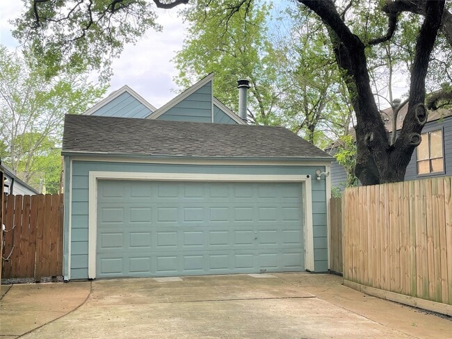 Building Photo - 9206 N Allegro St