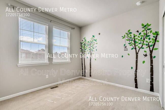 Building Photo - 11908 N Meade Ct