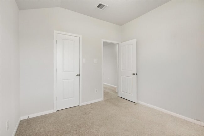 Building Photo - 1228 Haverford Ln