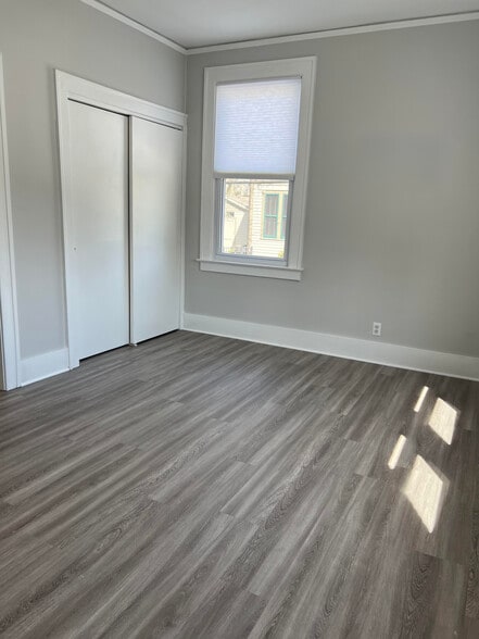 Living Room - 579 N Center St