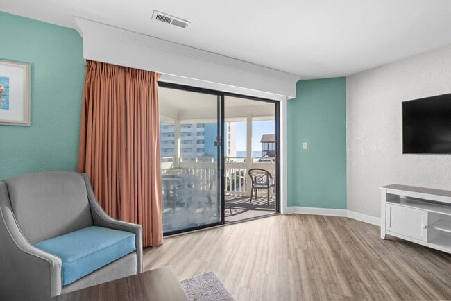 Building Photo - 2805B N Ocean Blvd