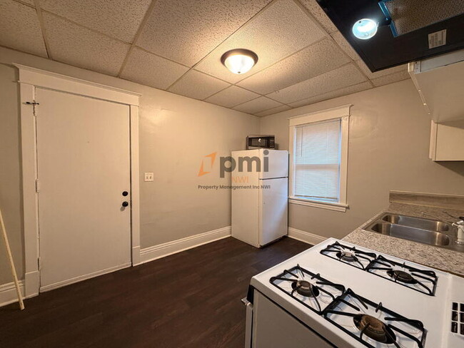 Building Photo - 3708 Ivy St