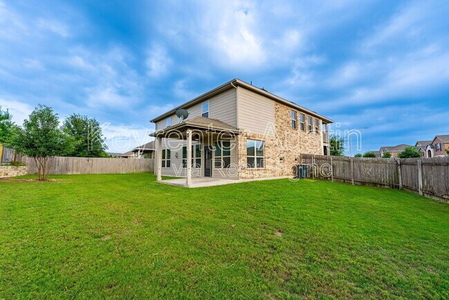 Building Photo - 500 Puerta Vallarta Ln