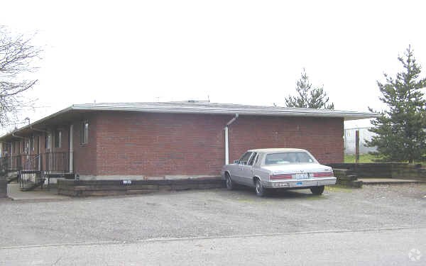 Building Photo - John Q Apartments