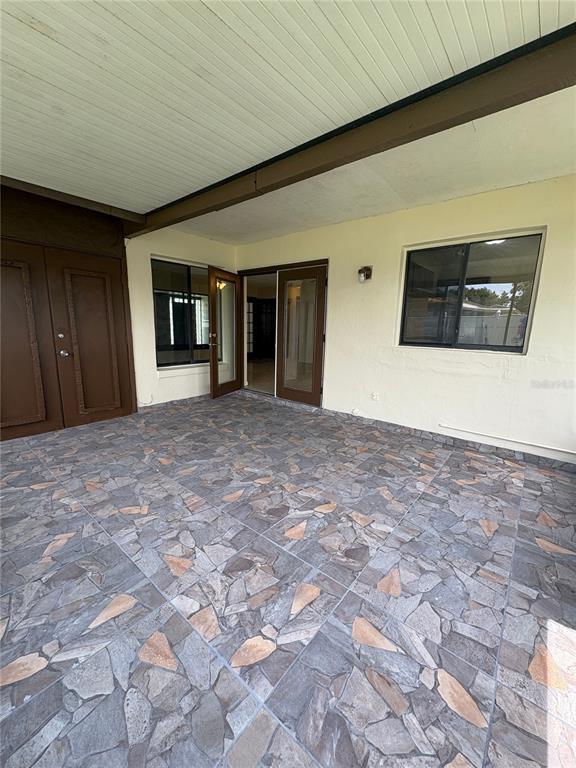 Building Photo - 11 Trophy Ln