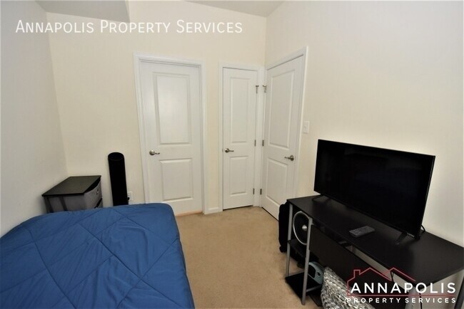 Building Photo - 7737 Duncannon Ln
