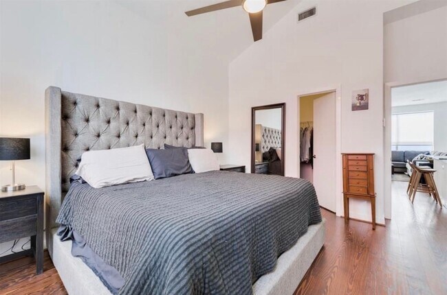 Building Photo - Immaculate 2-Story Urban Loft Townhome wit...