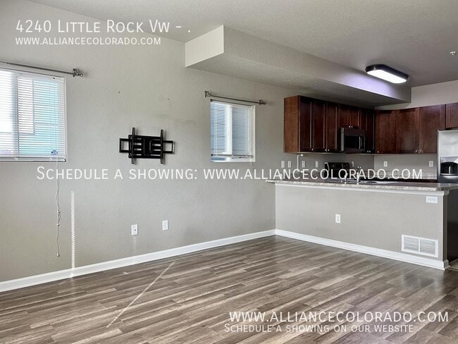 Building Photo - 4240 Little Rock Vw