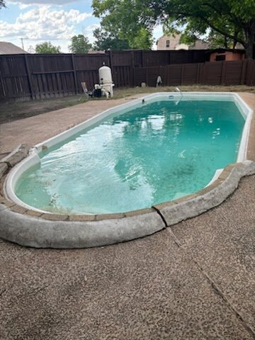 Building Photo - 228 Elmwood Dr