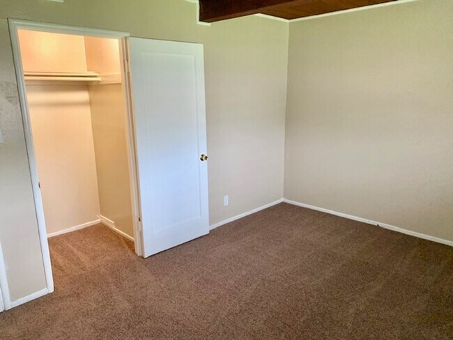 Building Photo - 4409 Jenkins Way