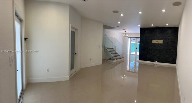 Building Photo - 12562 SW 125th Terrace