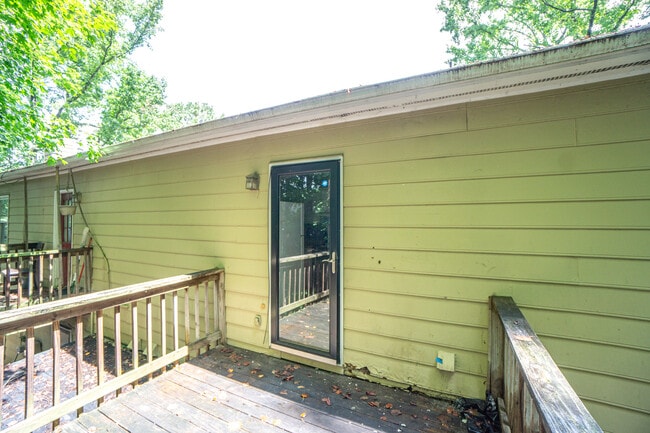 Building Photo - 2623 Brafferton Ct