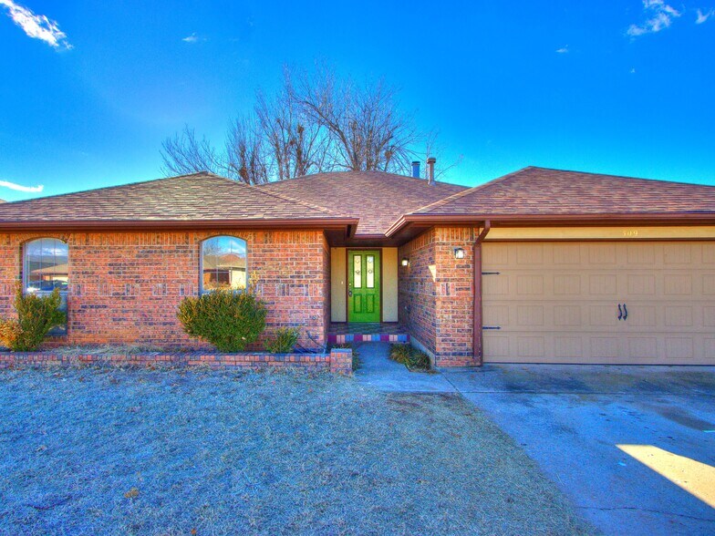 Building Photo - 509 Bluegrass Ln