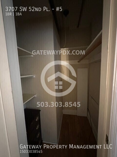 Building Photo - 3707 SW 52nd Pl