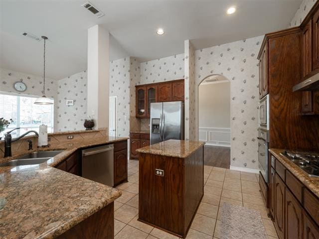 Building Photo - 5100 Tacoma Dr