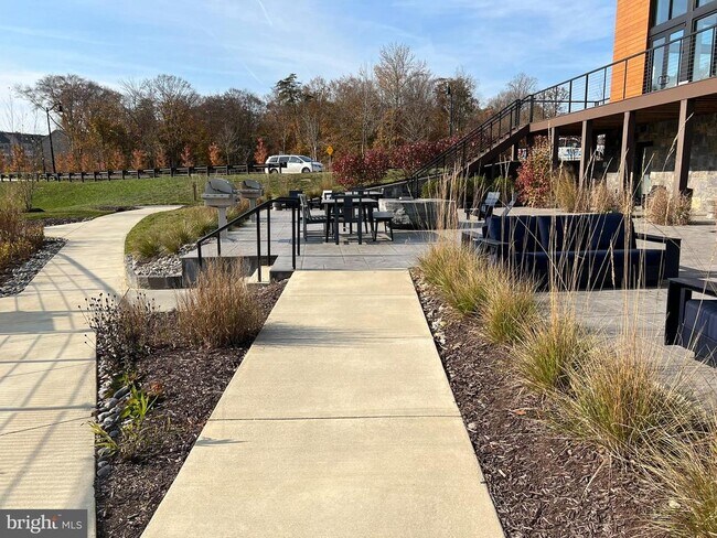 Building Photo - 3391 Watershed Blvd
