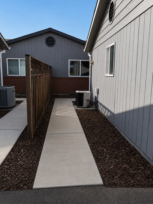 Building Photo - 1507 N Wildcat Way