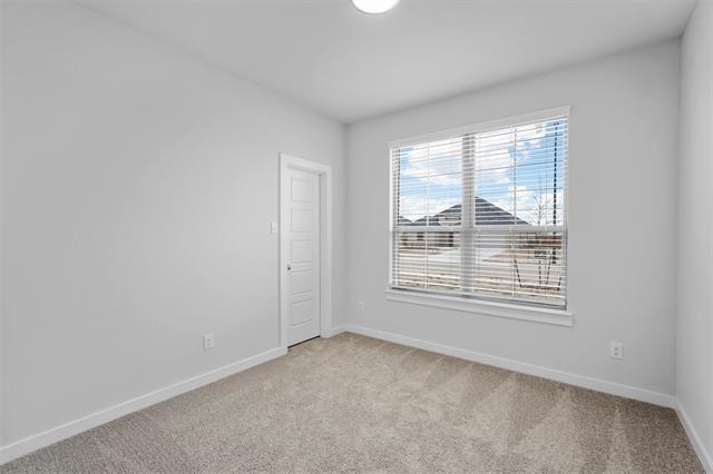 Building Photo - 350 Arcane St