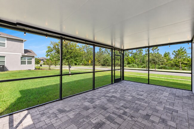 Building Photo - Discover Comfort and Space in this 4-Bed, 2-Bath Orlando Gem!
