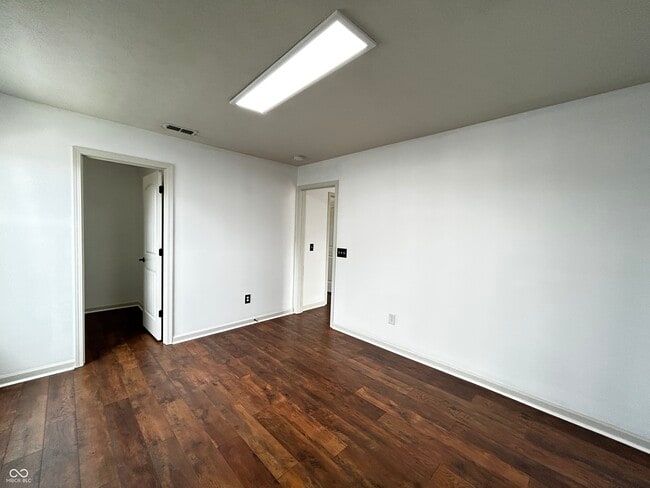 Building Photo - 12588 Hideout Dr