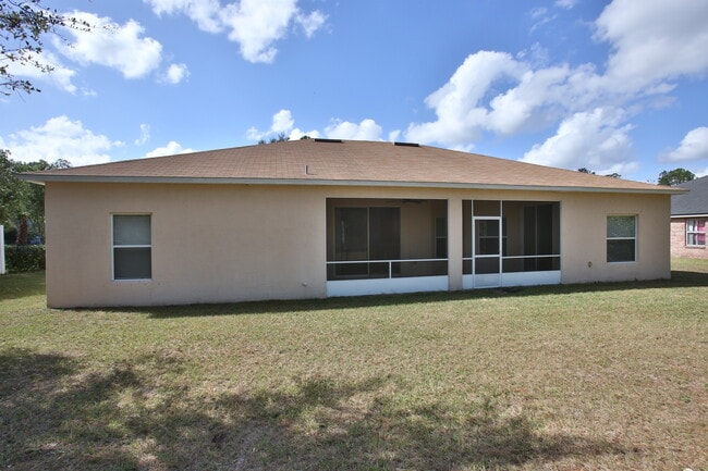 Building Photo - 13 Zoeller Ct