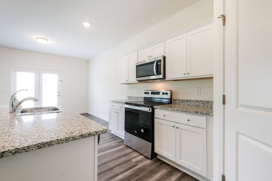 Building Photo - 367 Greenwalk Pl