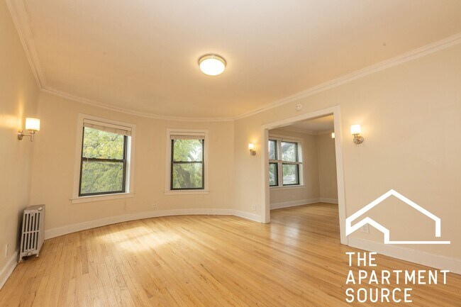 Building Photo - 209 Kedzie St