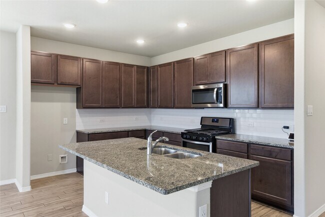 Building Photo - 24715 Oakheath Arbor Ln