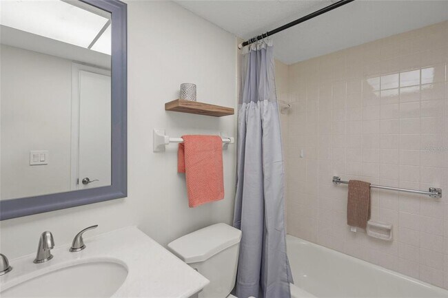 Building Photo - 708 S Tamiami Trl